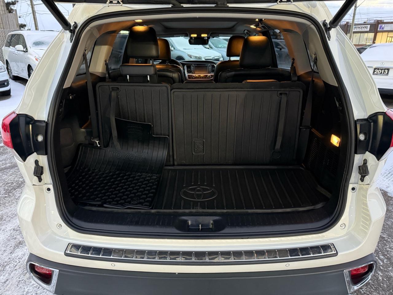 2018 Toyota Highlander Limited AWD Hybrid  ACCIDENT FREE CERTIFIED MINT Photo