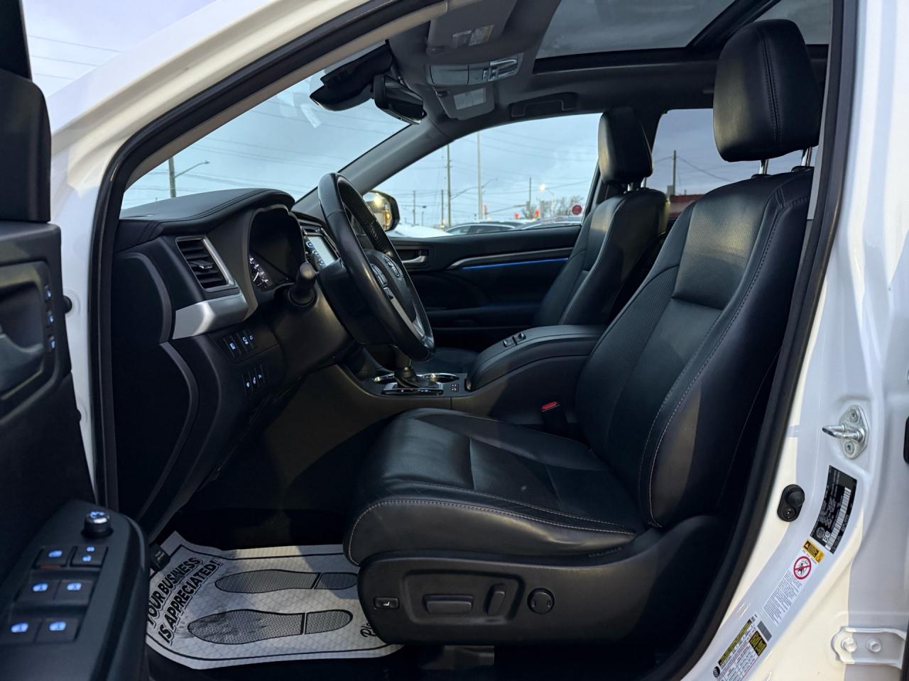 2018 Toyota Highlander Limited AWD Hybrid  ACCIDENT FREE CERTIFIED MINT Photo