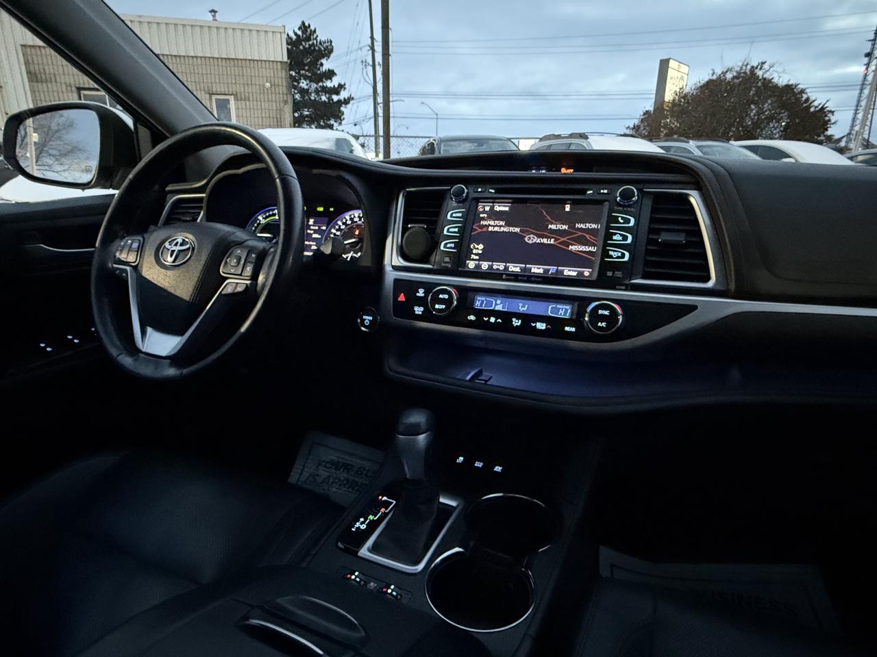 2018 Toyota Highlander Limited AWD Hybrid  ACCIDENT FREE CERTIFIED MINT Photo