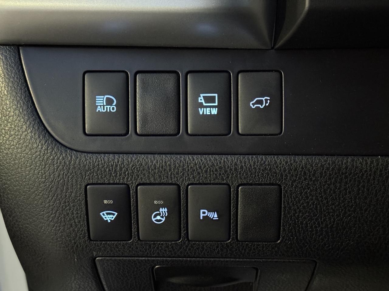 2018 Toyota Highlander Limited AWD Hybrid  ACCIDENT FREE CERTIFIED MINT Photo