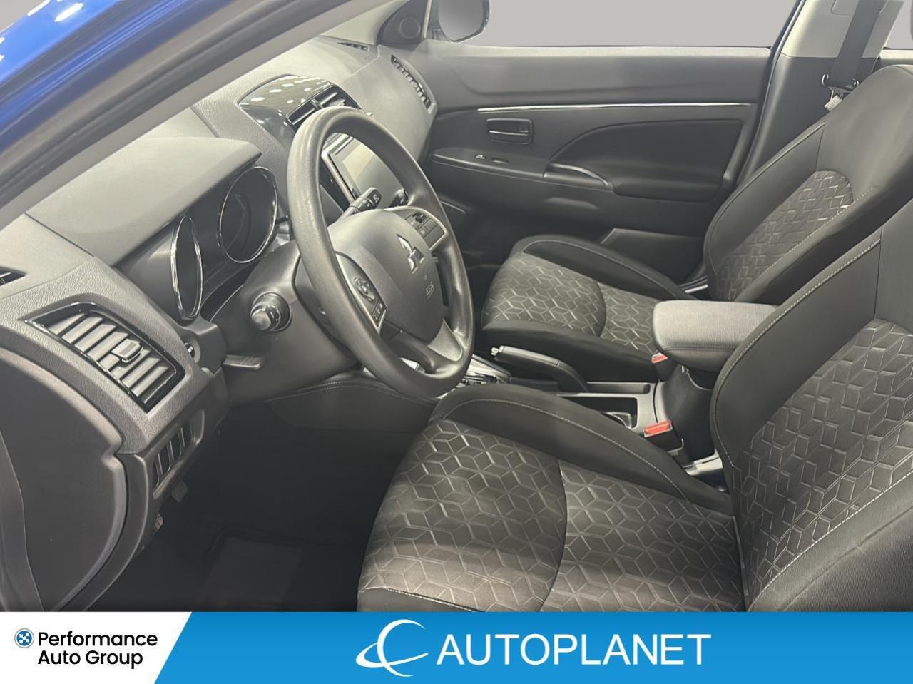 2023 Mitsubishi RVR ES 4x4, Heated Seats, Android Auto! Photo