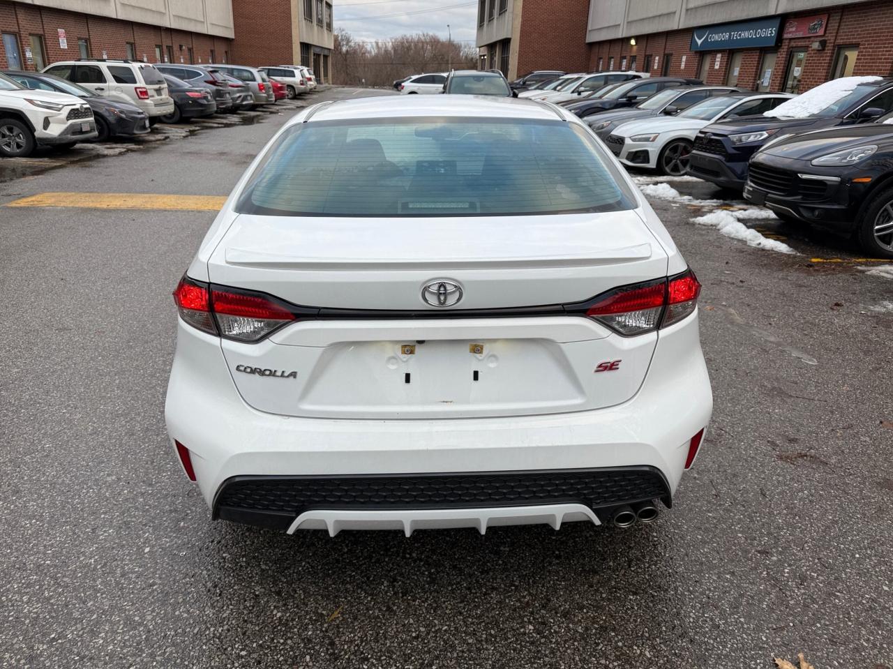 2021 Toyota Corolla SE , ONE OWNER , LOW MILEAGE Photo