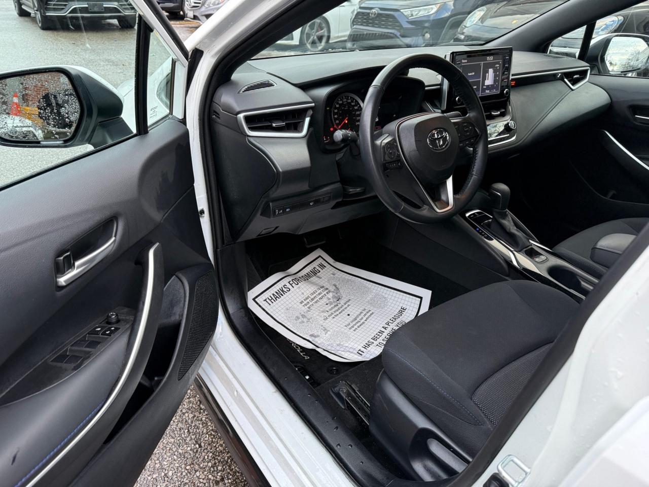 2021 Toyota Corolla SE , ONE OWNER , LOW MILEAGE Photo