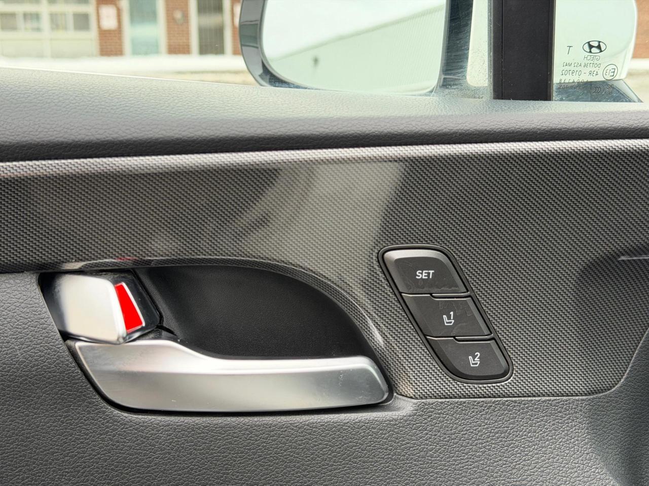 2023 Hyundai Santa Fe LUXURY   AWD   HYBRID   NO ACCIDENT Photo