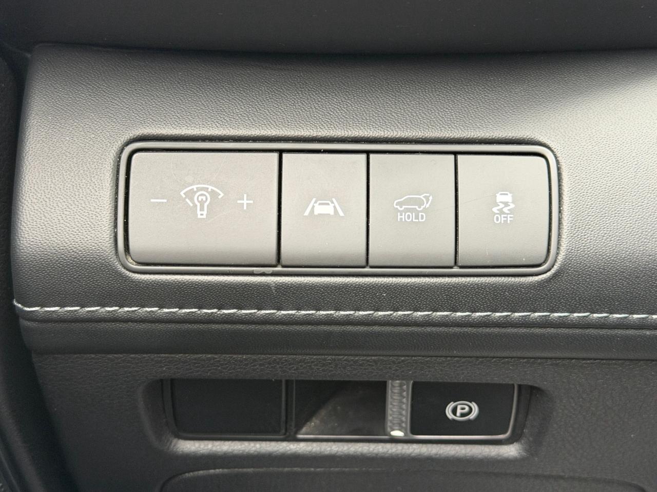 2023 Hyundai Santa Fe LUXURY   AWD   HYBRID   NO ACCIDENT Photo