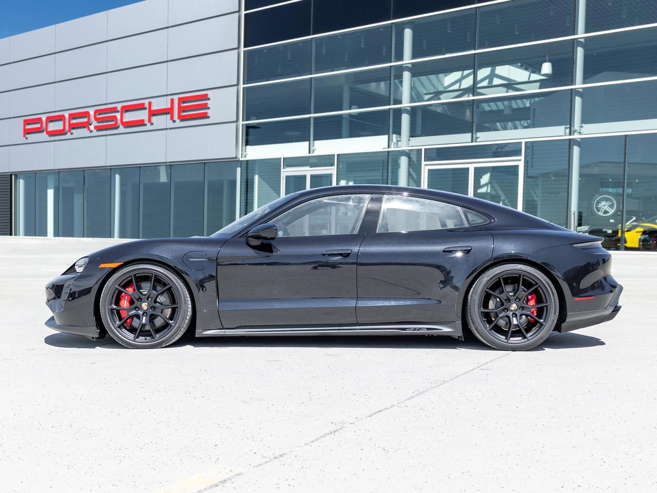 2024 Porsche Taycan GTS AWD Premium Pkg Technology Pkg incl Porsche In Photo2