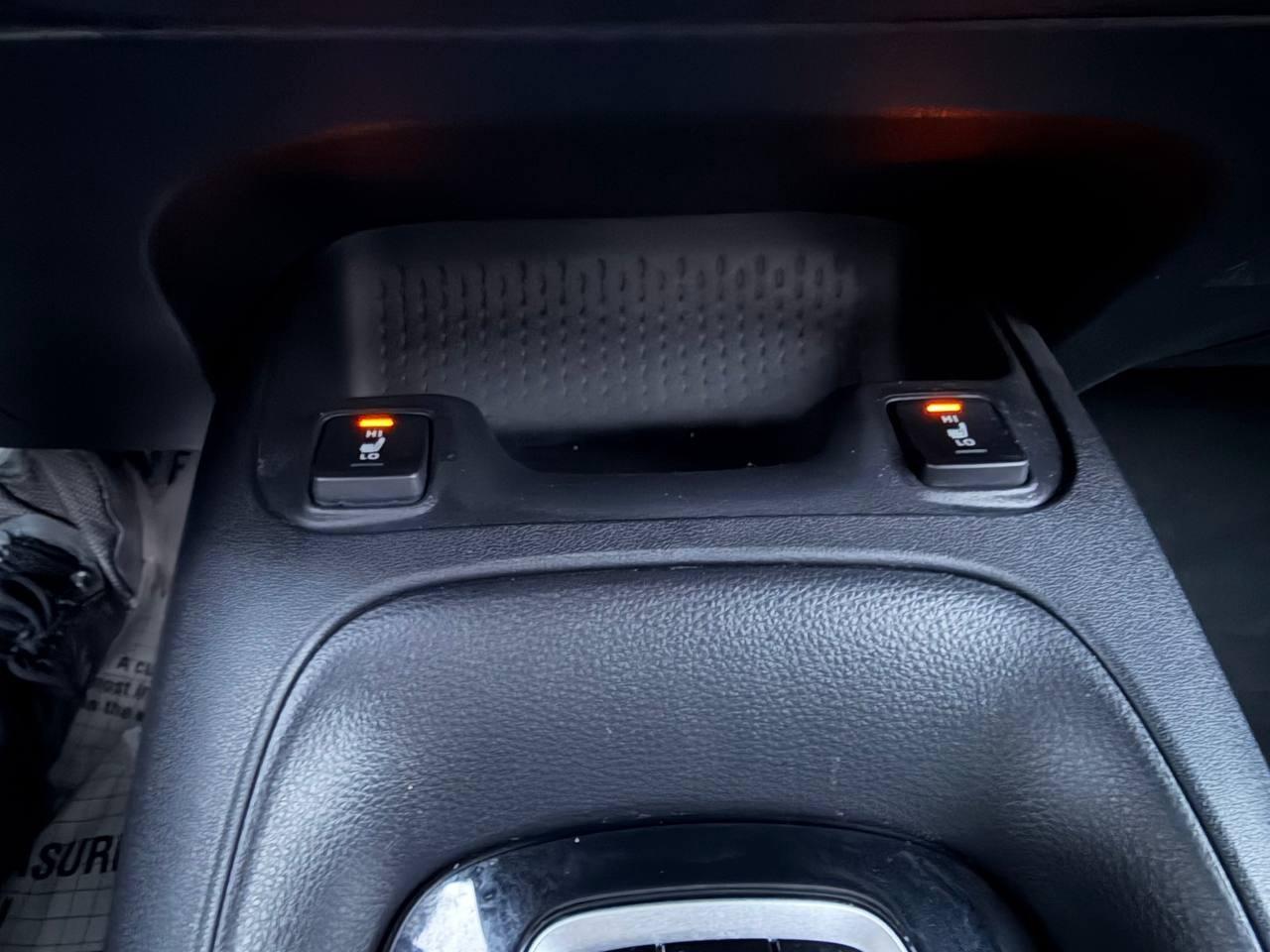 2021 Toyota Corolla LE, HEATED SEATS, REAR VIEW CAMERA Photo