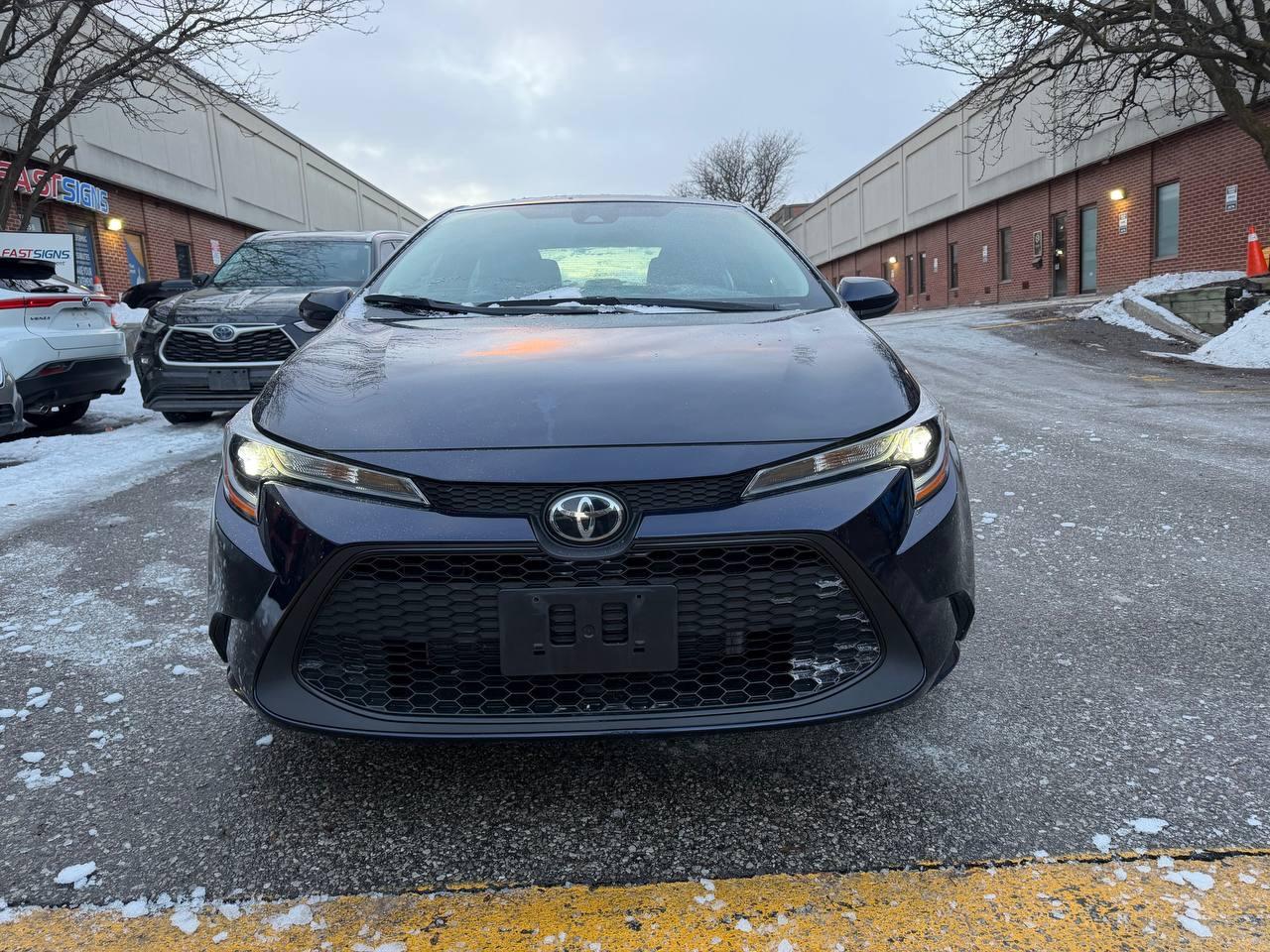 2021 Toyota Corolla LE, HEATED SEATS, REAR VIEW CAMERA Photo