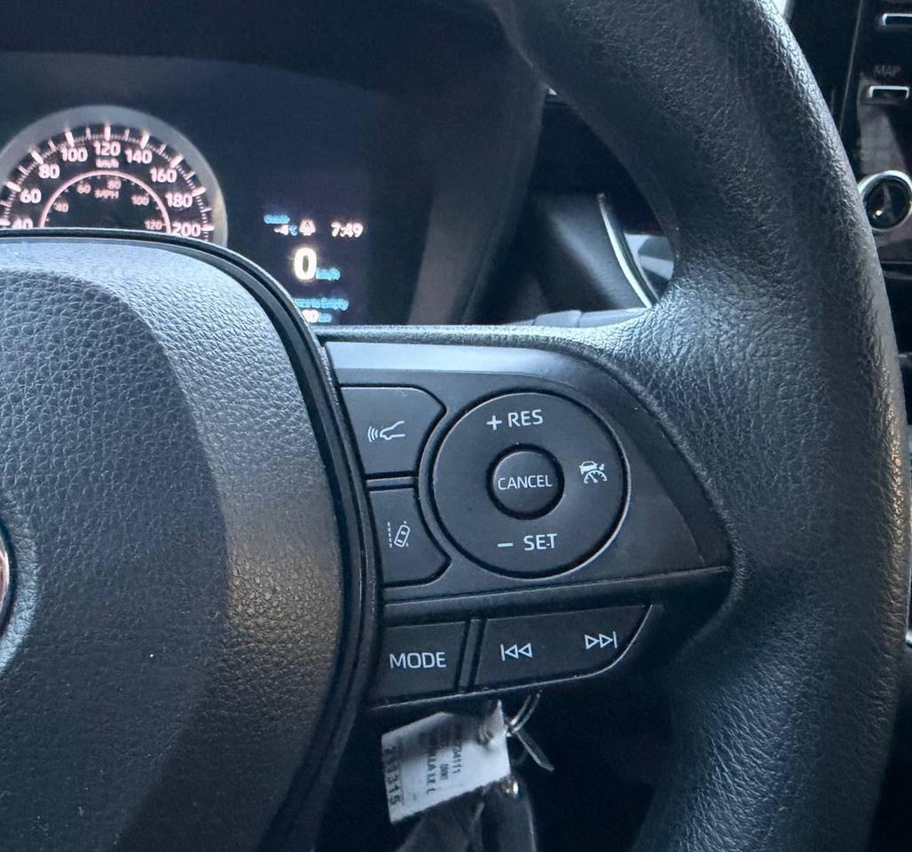 2021 Toyota Corolla LE, HEATED SEATS, REAR VIEW CAMERA Photo