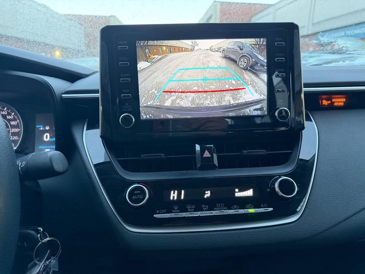 2021 Toyota Corolla LE, HEATED SEATS, REAR VIEW CAMERA Photo