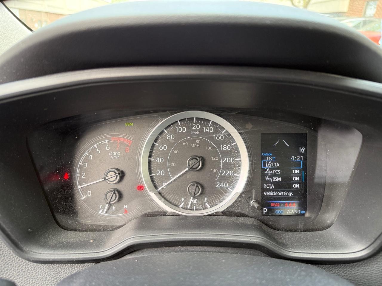 2021 Toyota Corolla LE, HEATED SEATS, REAR VIEW CAMERA Photo