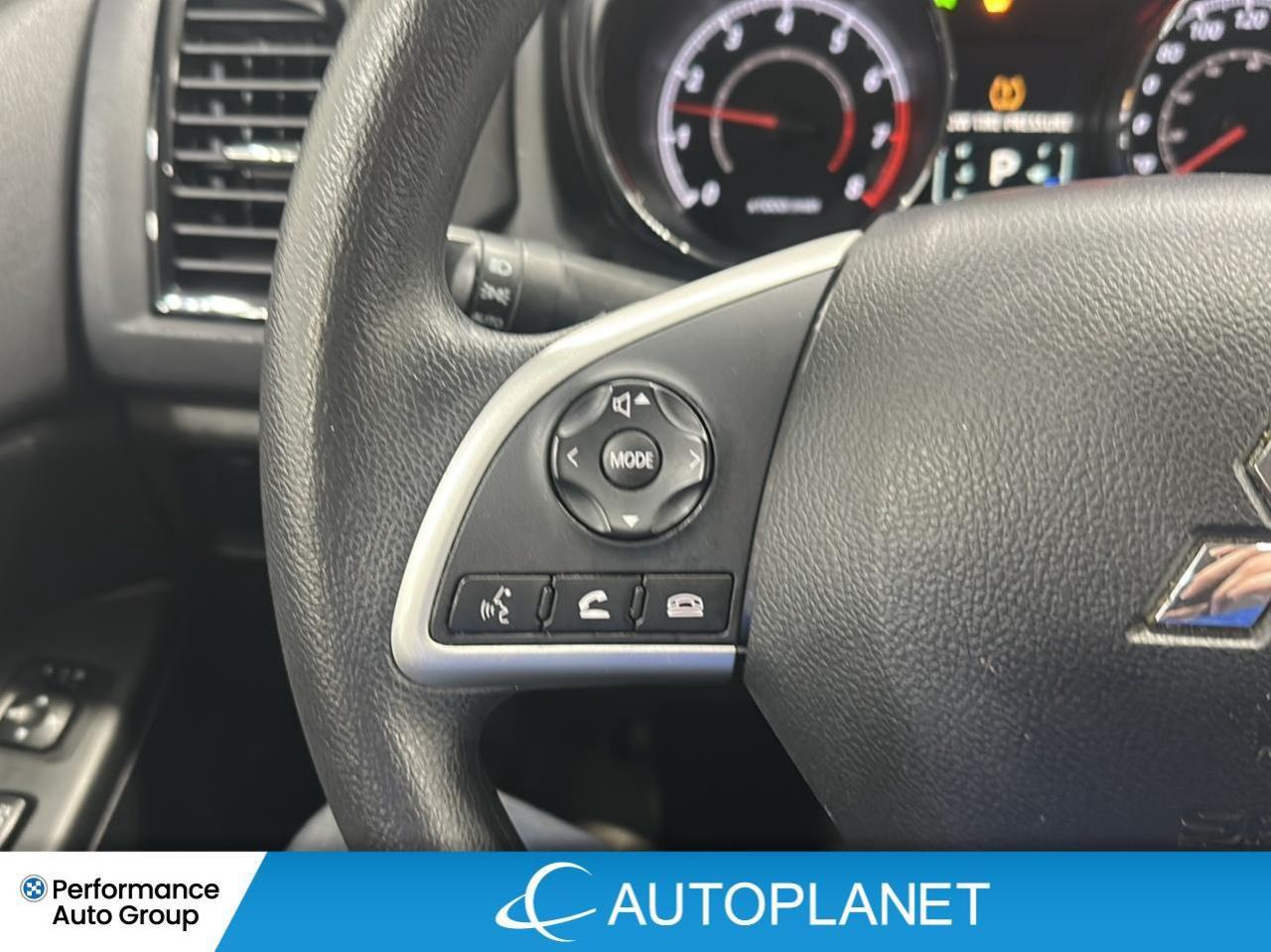 2023 Mitsubishi RVR ES 4x4, Apple CarPlay, Heated Seats! Photo