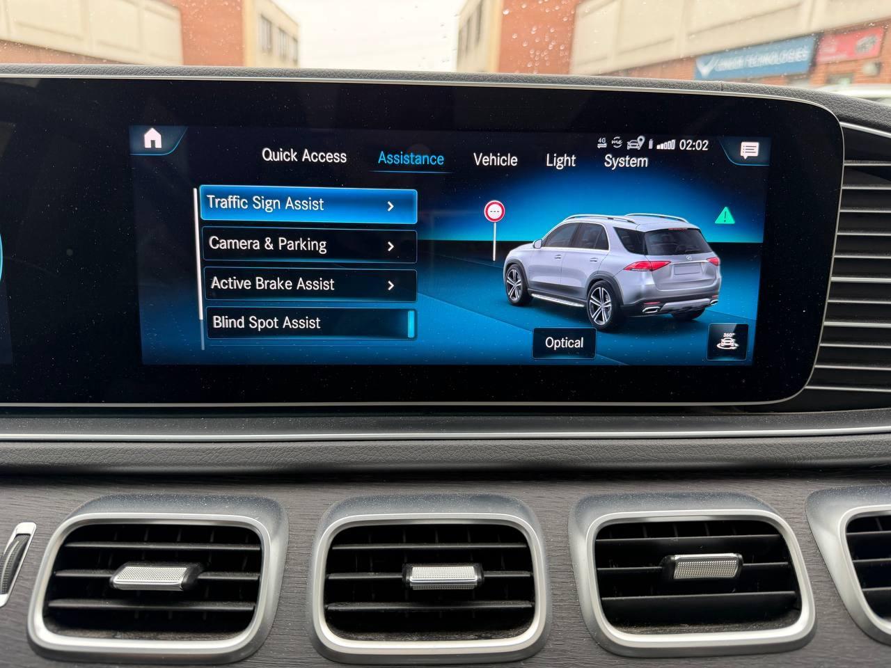 2020 Mercedes-Benz GLE-Class GLE 450 4MATIC SUV Photo