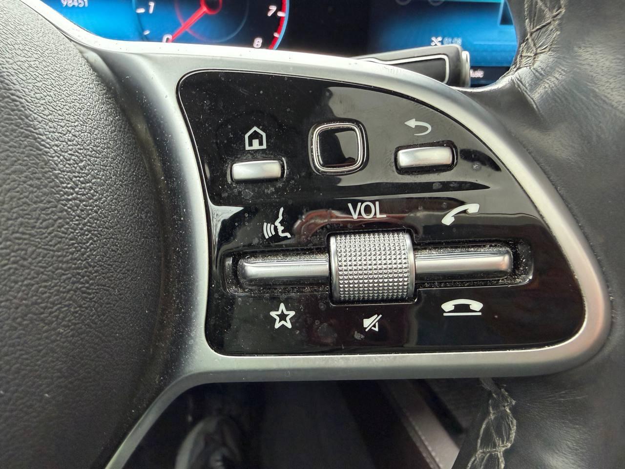 2020 Mercedes-Benz GLE-Class GLE 450 4MATIC SUV Photo