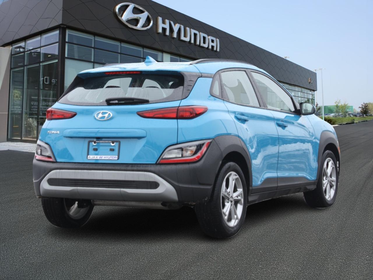 2023 Hyundai KONA 2.0L Preferred FWD / Heated Seats / Blind Spot Photo