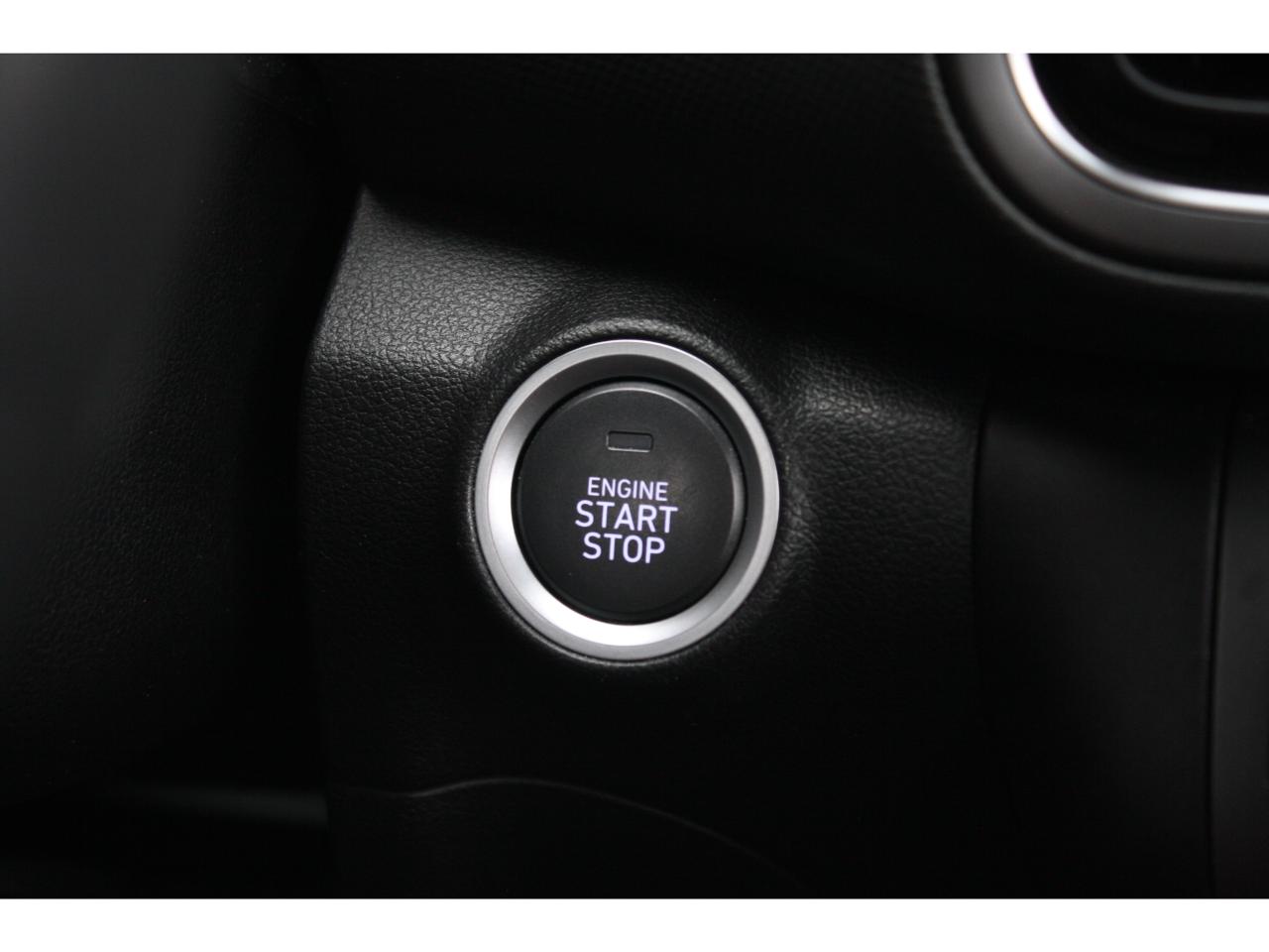 2023 Hyundai KONA 2.0L Preferred FWD / Heated Seats / Blind Spot Photo