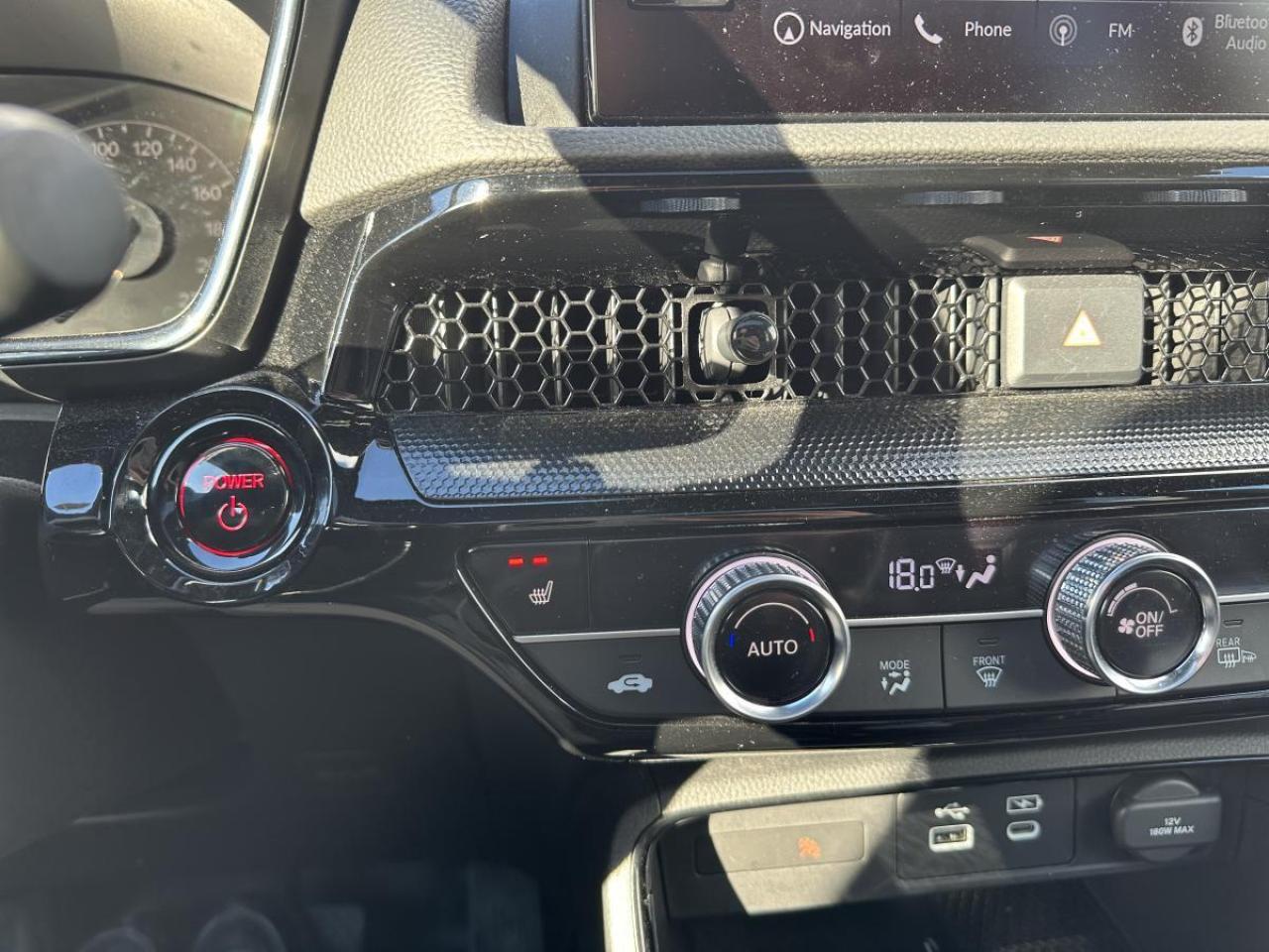 2024 Honda CR-V Hybrid Touring AWD - 1 OWNER Photo