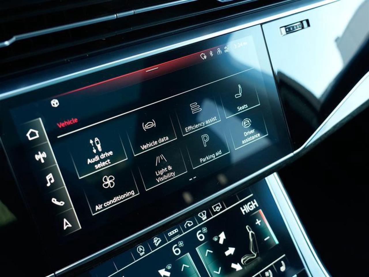 2022 Audi Q7 55 3.0T Technik quattro 8sp Tiptronic Photo