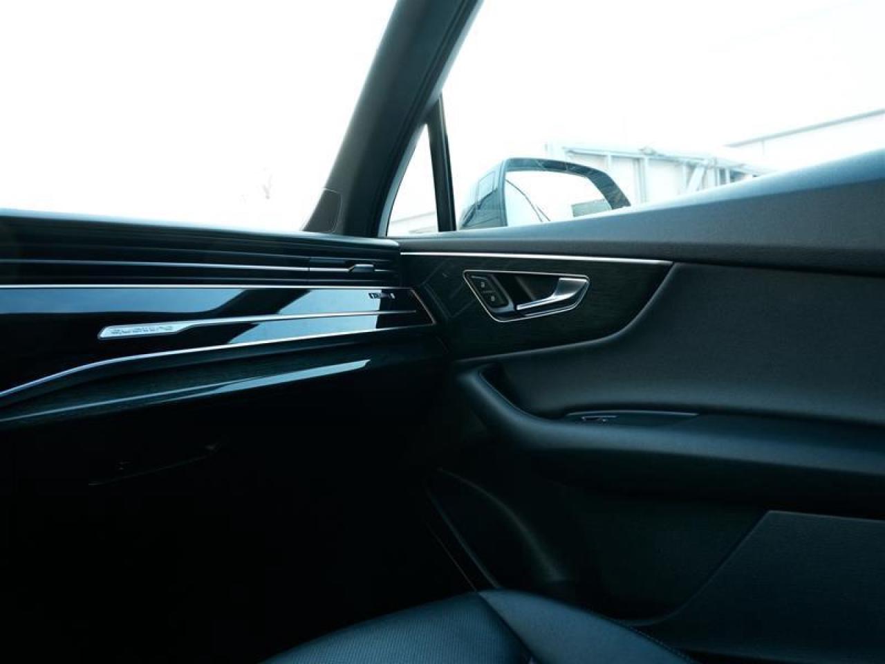 2022 Audi Q7 55 3.0T Technik quattro 8sp Tiptronic Photo