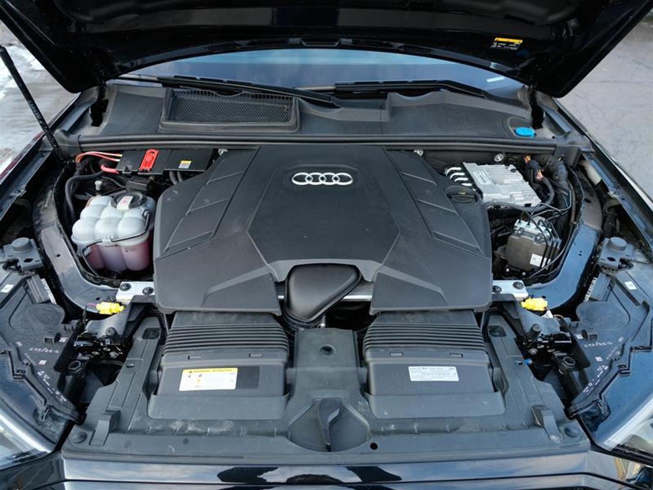 2022 Audi Q7 55 3.0T Technik quattro 8sp Tiptronic Photo