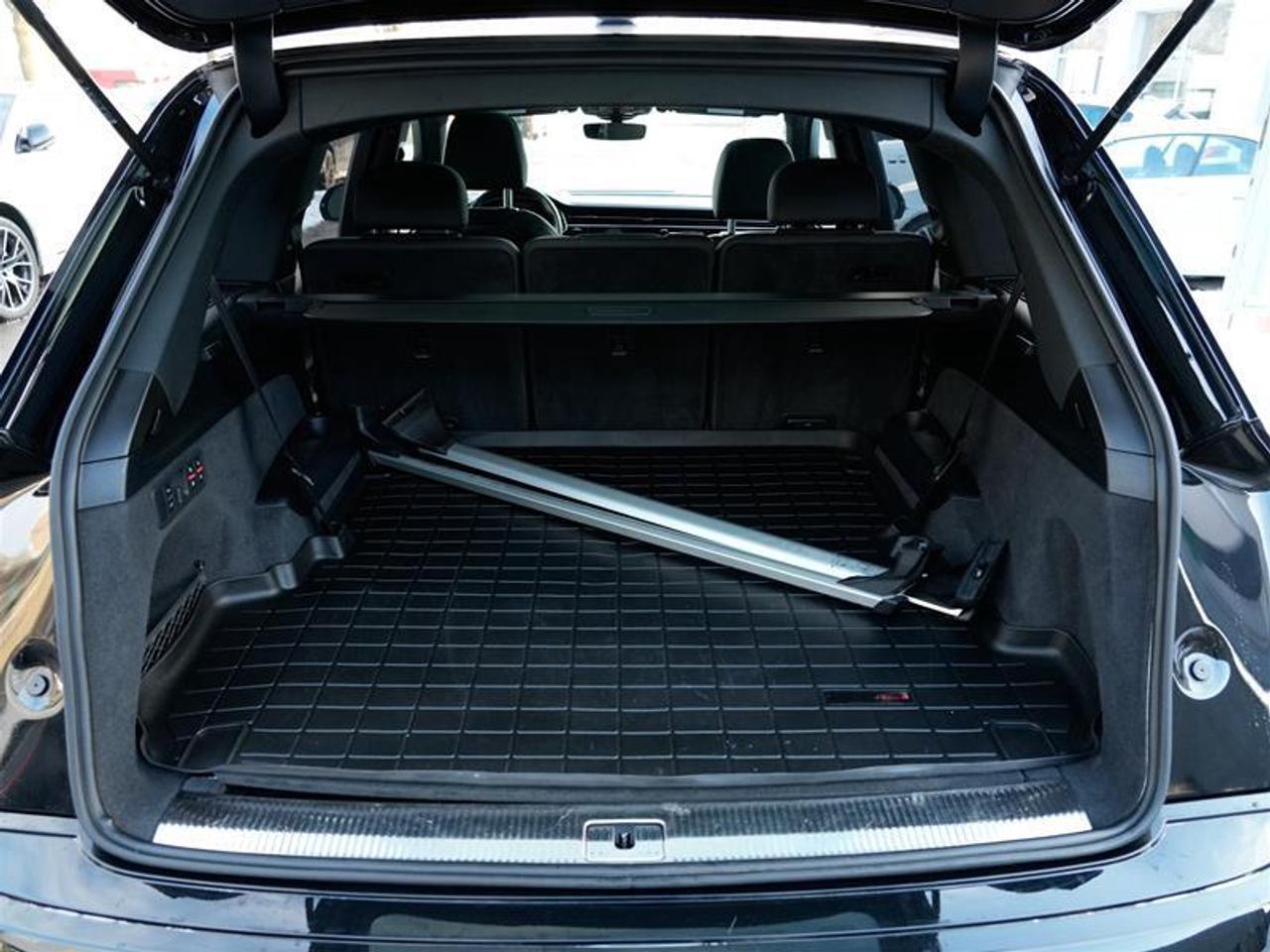 2022 Audi Q7 55 3.0T Technik quattro 8sp Tiptronic Photo