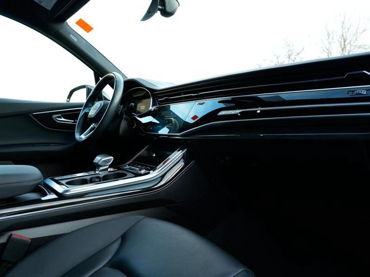 2022 Audi Q7 55 3.0T Technik quattro 8sp Tiptronic Photo
