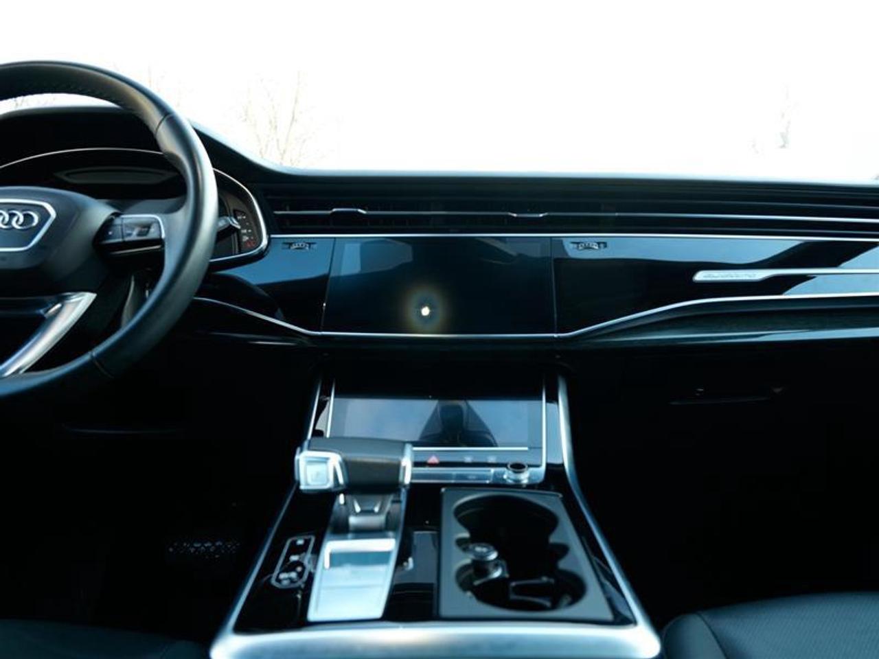 2022 Audi Q7 55 3.0T Technik quattro 8sp Tiptronic Photo