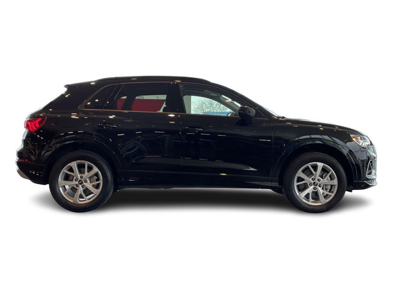 2022 Audi Q3 45 2.0T Komfort   4.49% up to 48m Photo