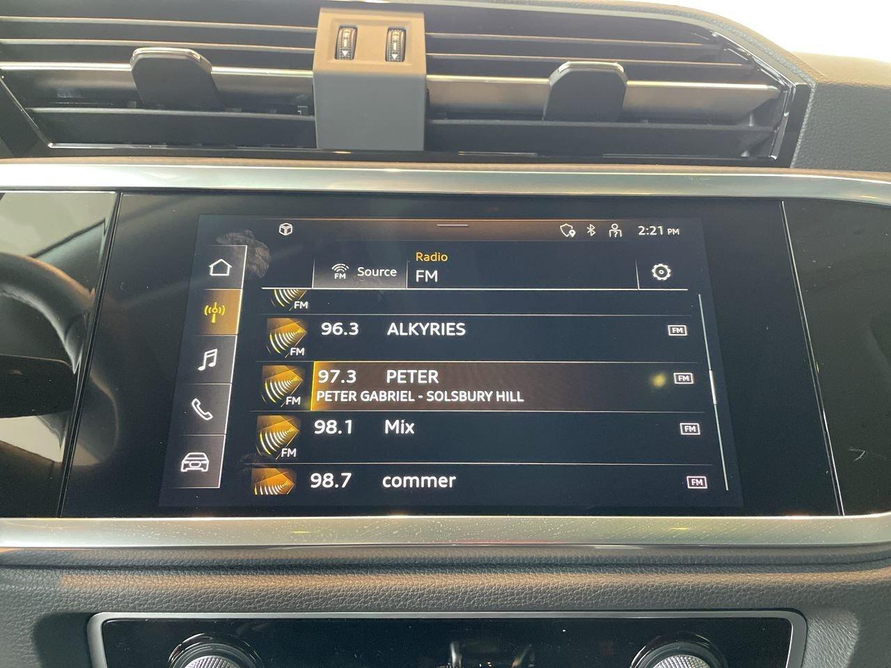 2022 Audi Q3 45 2.0T Komfort   4.49% up to 48m Photo