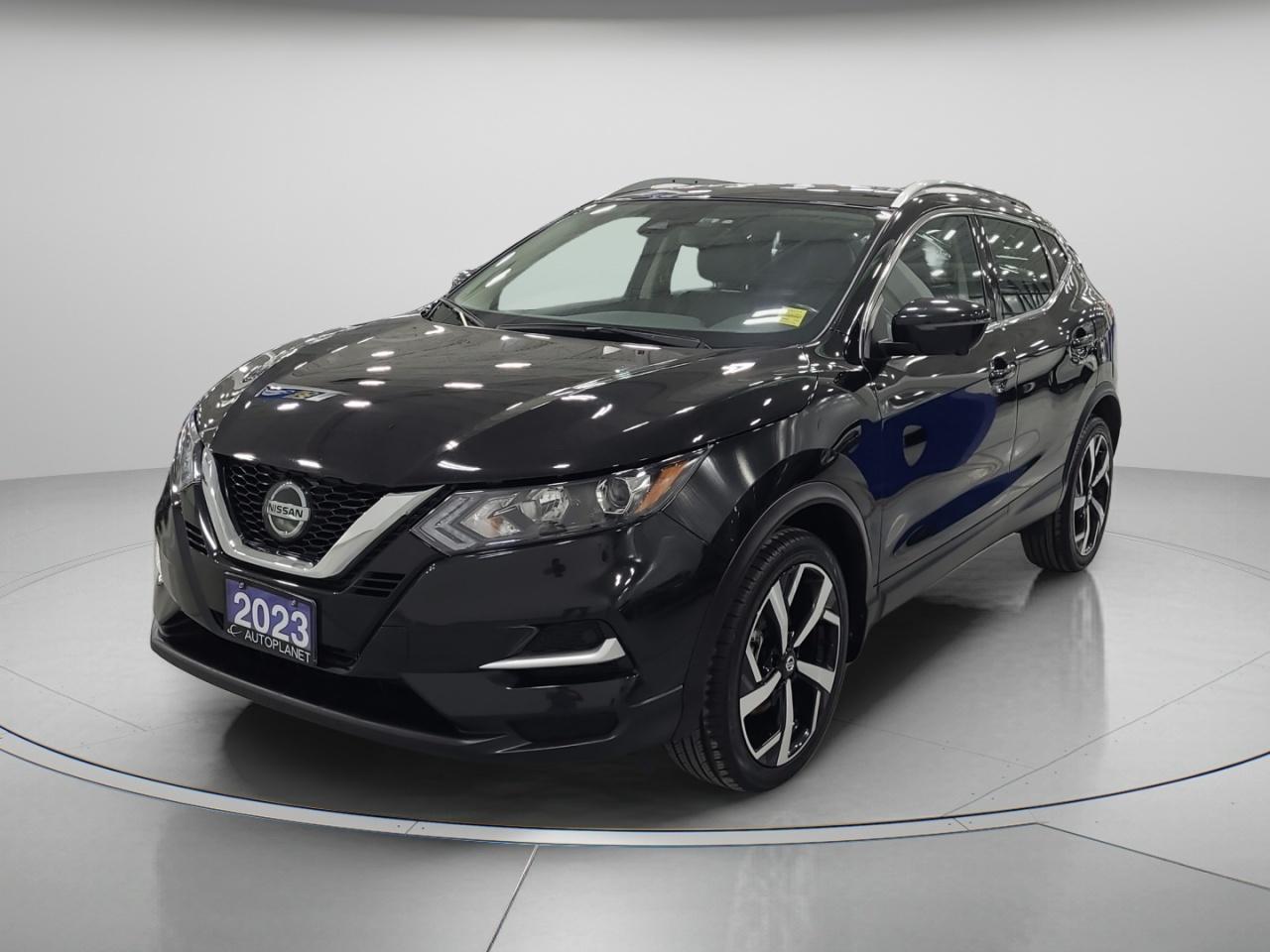 2023 Nissan Qashqai SL Platinum AWD, 360 Cam, Sunroof, Apple CarPlay! Photo