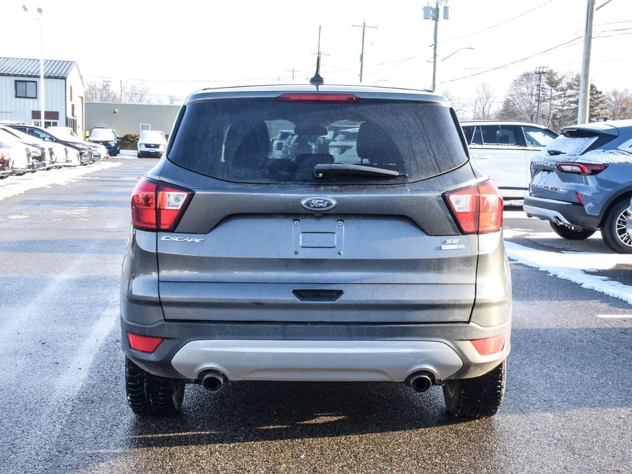 2019 Ford Escape SE Low Milage   4WD   Heated Seats Photo