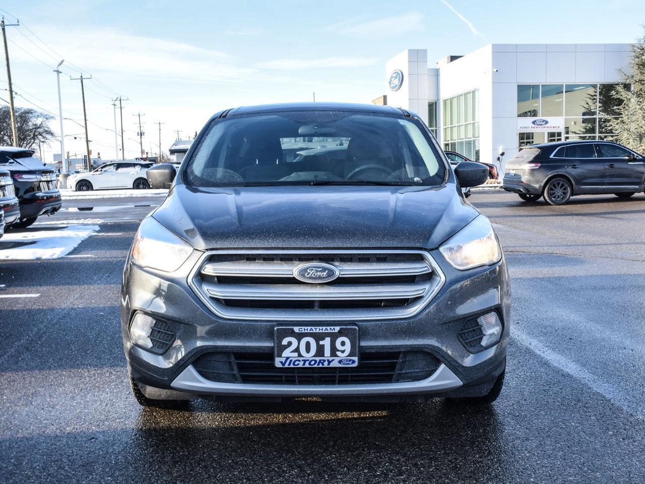 2019 Ford Escape SE Low Milage   4WD   Heated Seats Photo