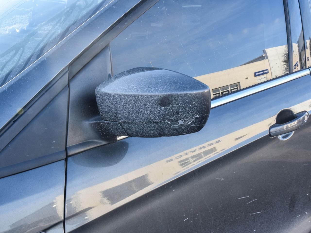 2019 Ford Escape SE Low Milage   4WD   Heated Seats Photo