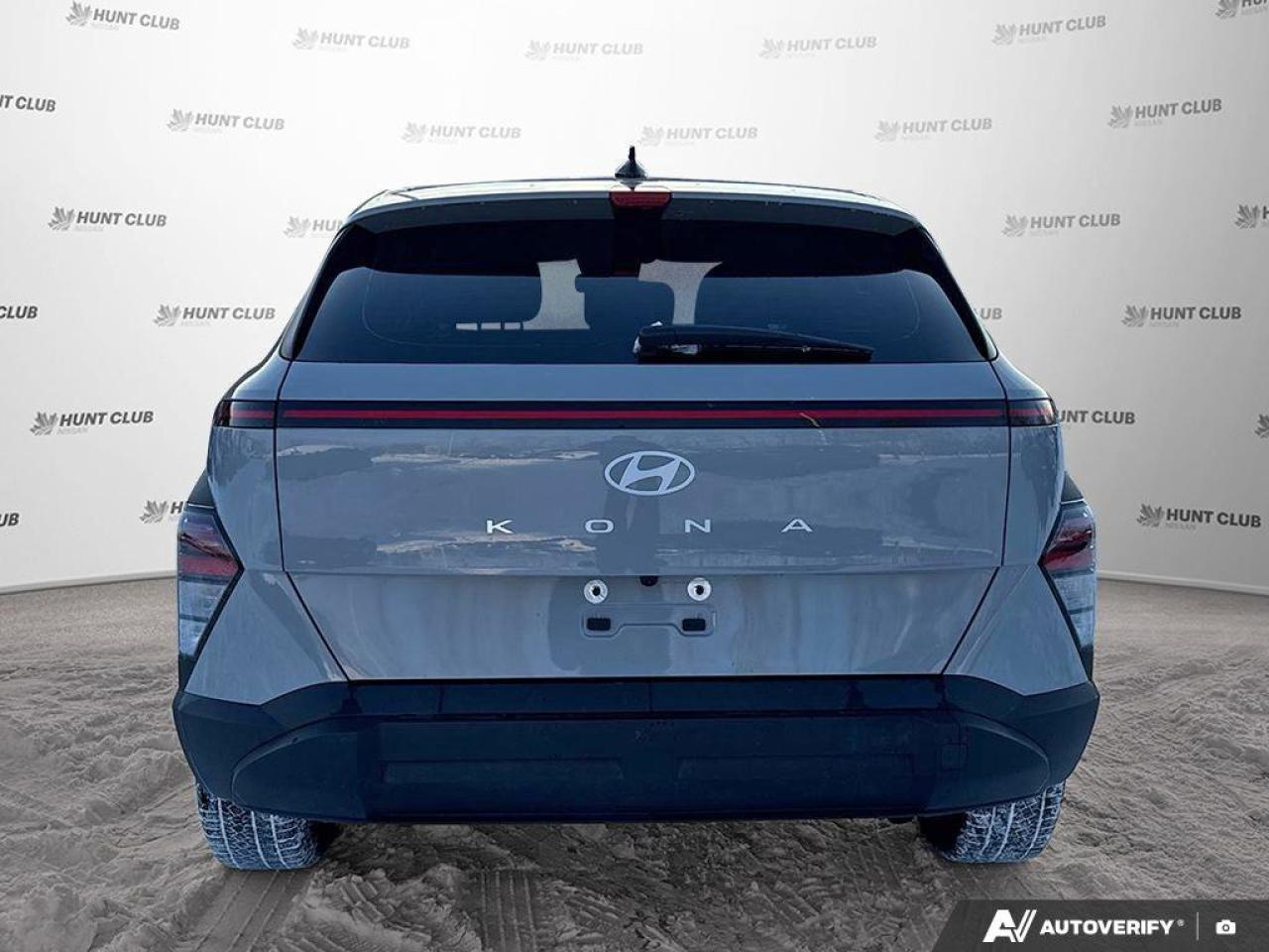 2025 Hyundai KONA Essential Photo
