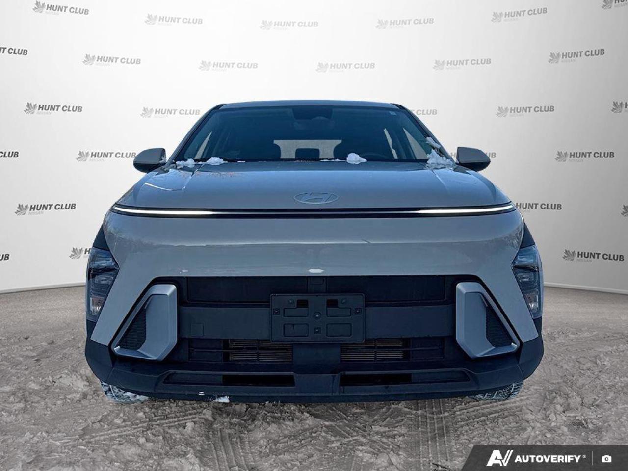 2025 Hyundai KONA Essential Photo