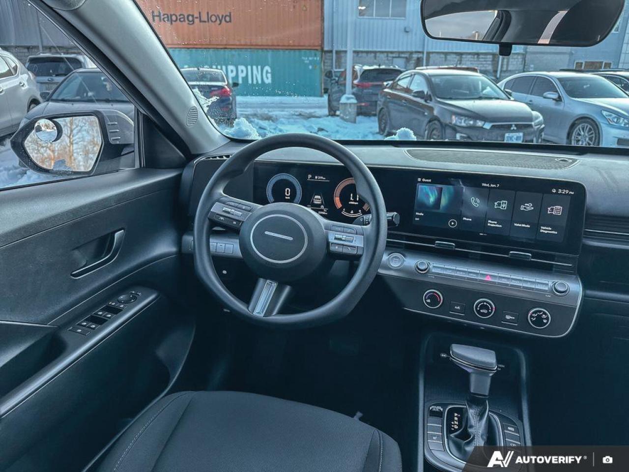 2025 Hyundai KONA Essential Photo
