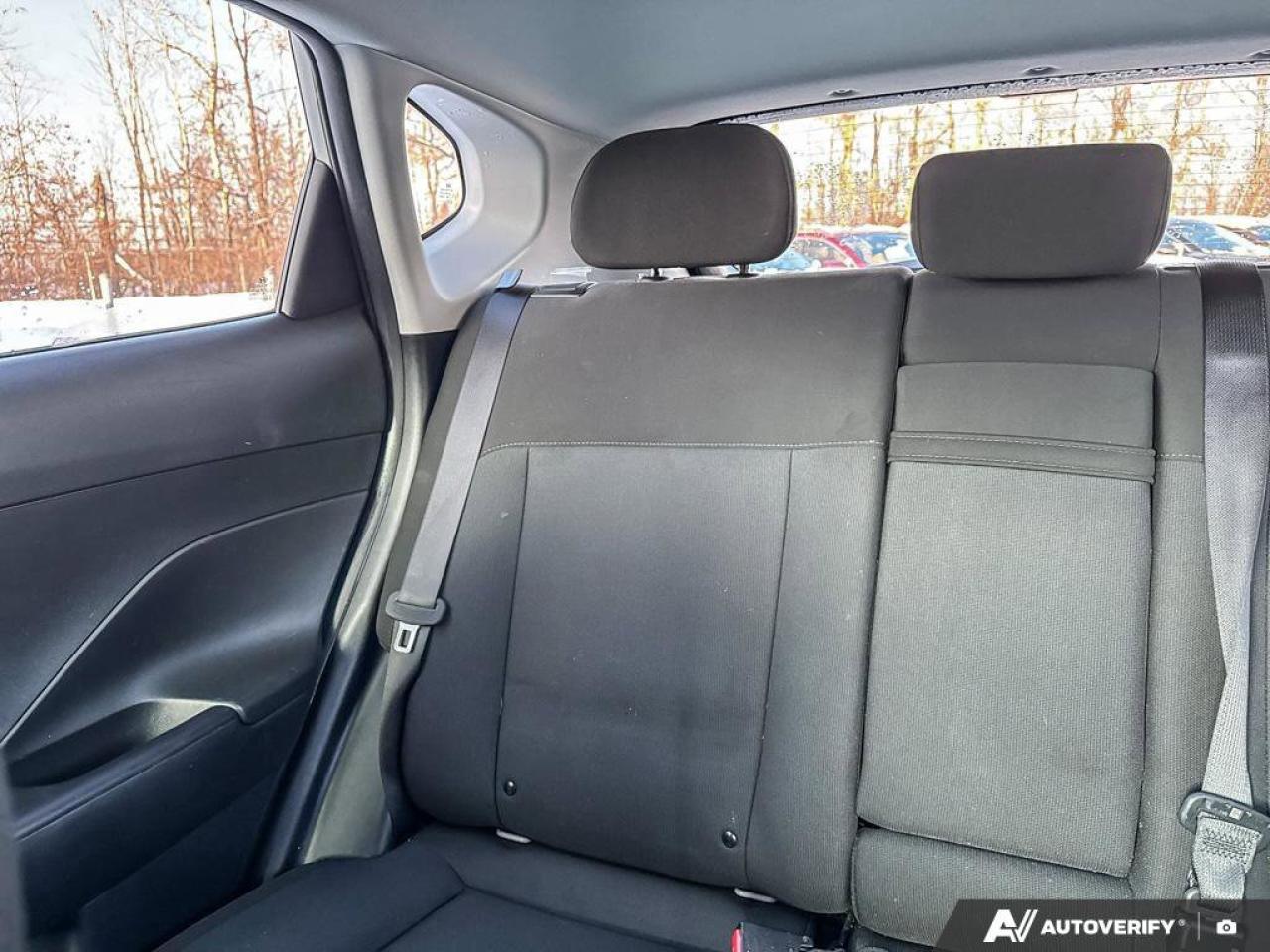 2025 Hyundai KONA Essential Photo