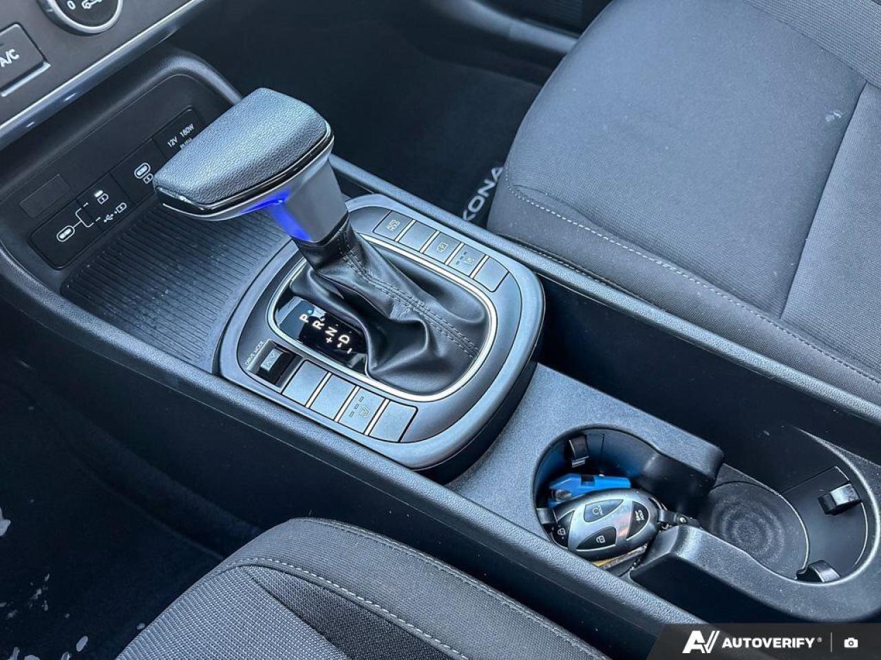 2025 Hyundai KONA Essential Photo