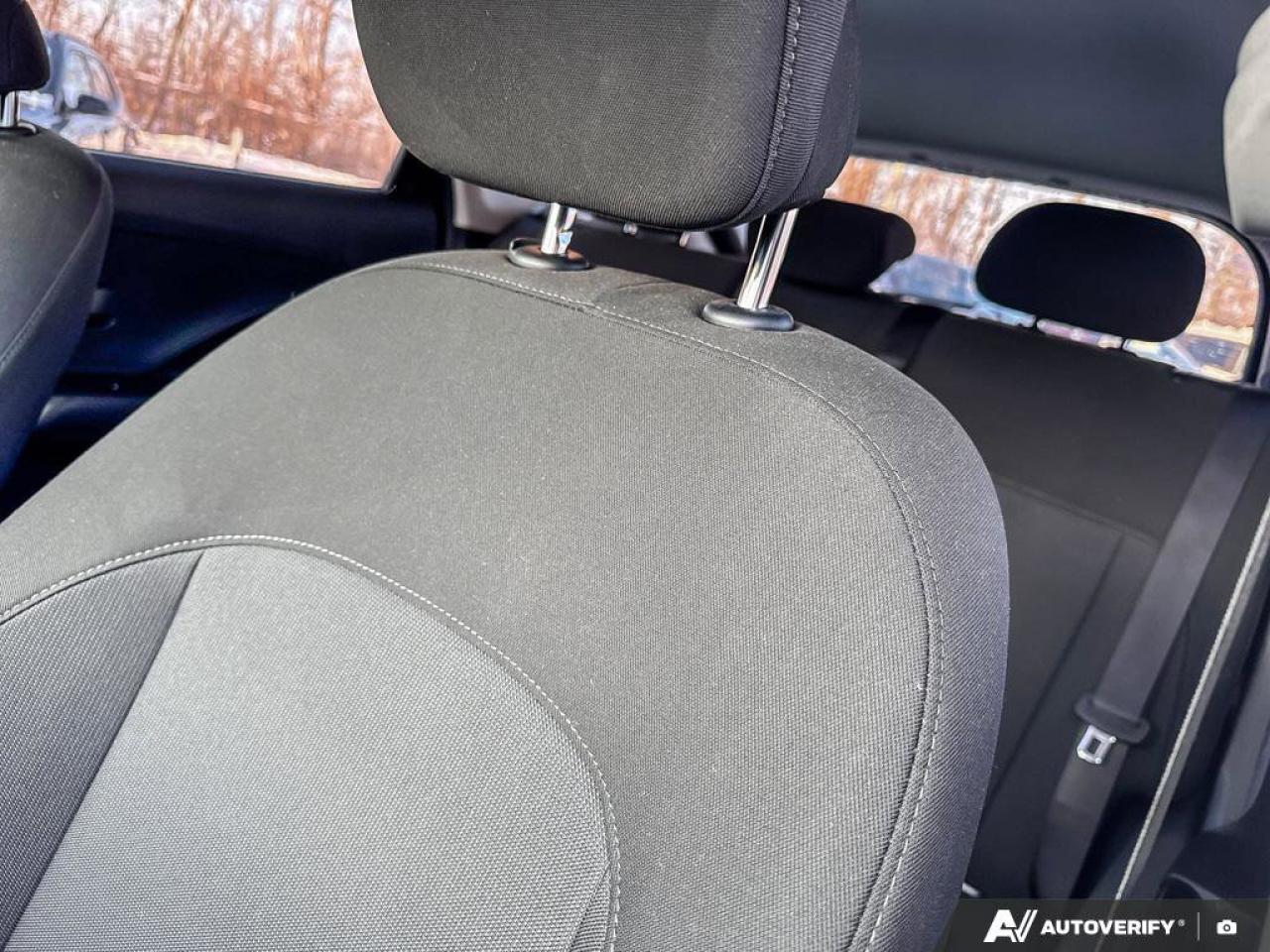 2025 Hyundai KONA Essential Photo