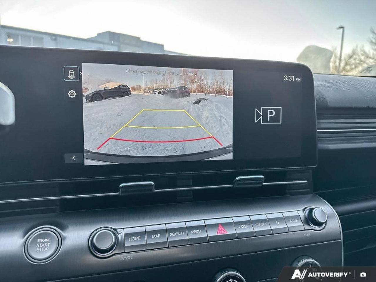 2025 Hyundai KONA Essential Photo