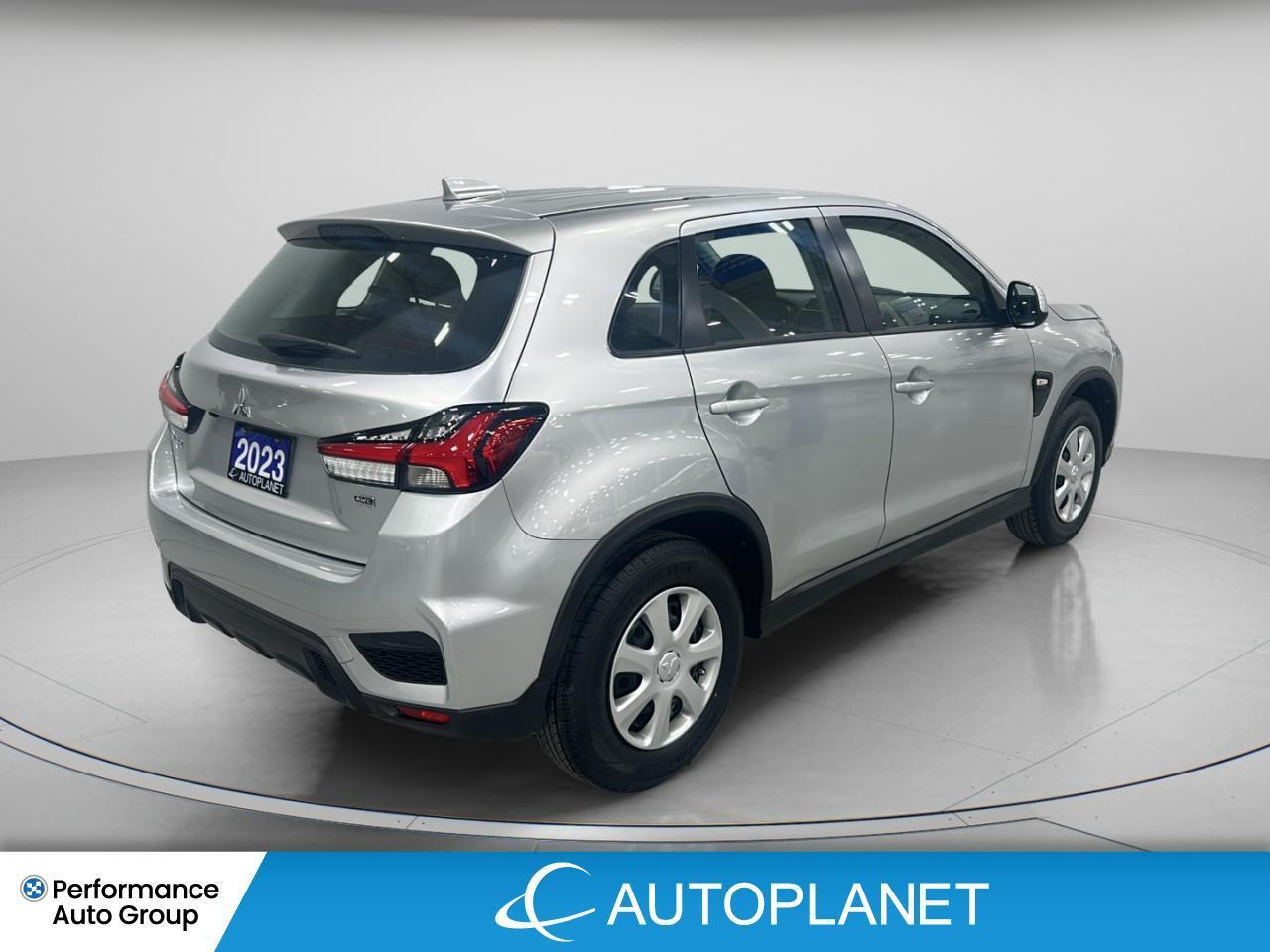 2023 Mitsubishi RVR ES AWD, Back Up Cam, Heated Seats, Bluetooth! Photo4