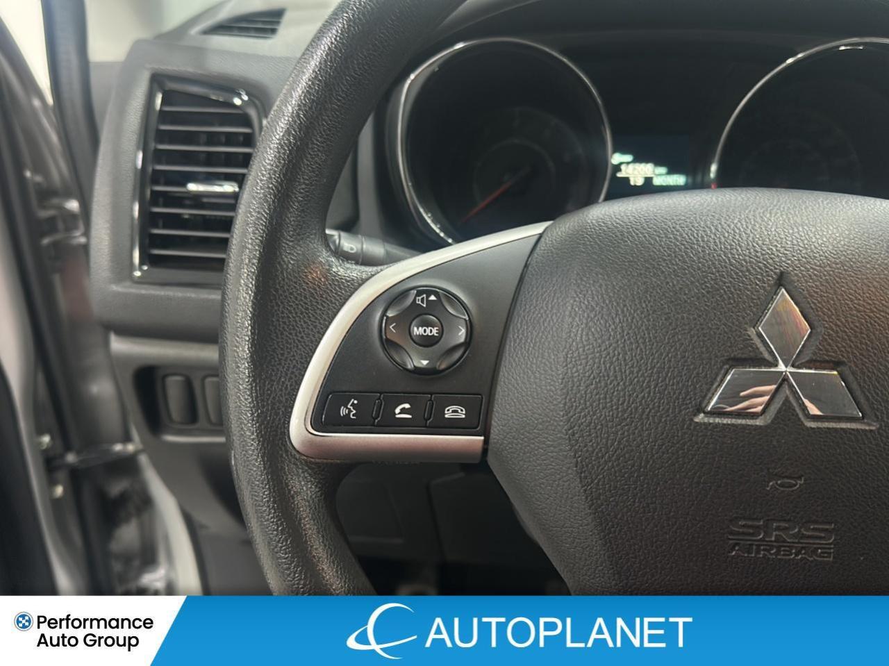 2023 Mitsubishi RVR ES AWD, Back Up Cam, Heated Seats, Bluetooth! Photo