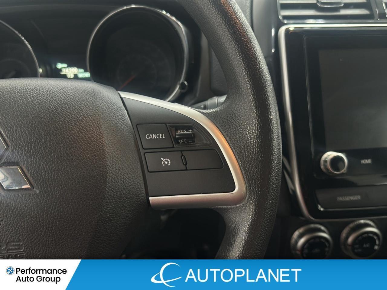 2023 Mitsubishi RVR ES AWD, Back Up Cam, Heated Seats, Bluetooth! Photo