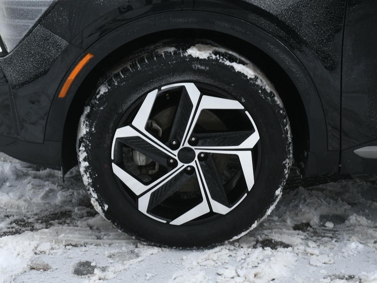 2023 Kia Sportage X-Line Limited CPO   NAVI   Blind Spot Monitor   B Photo