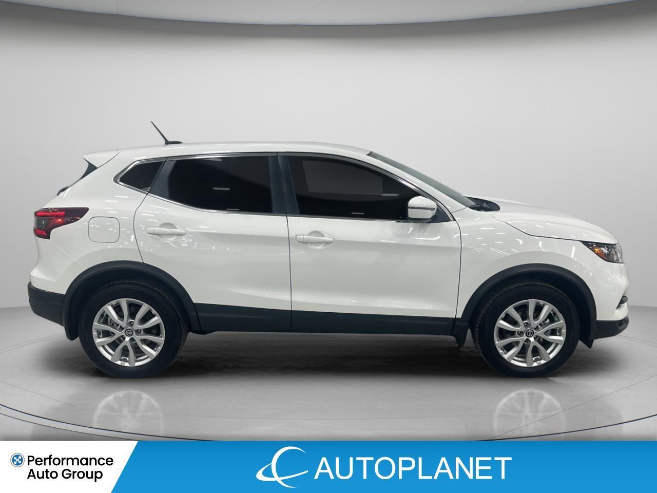2023 Nissan Qashqai S AWD, Back Up Cam, Heated Seats, Bluetooth! Photo3