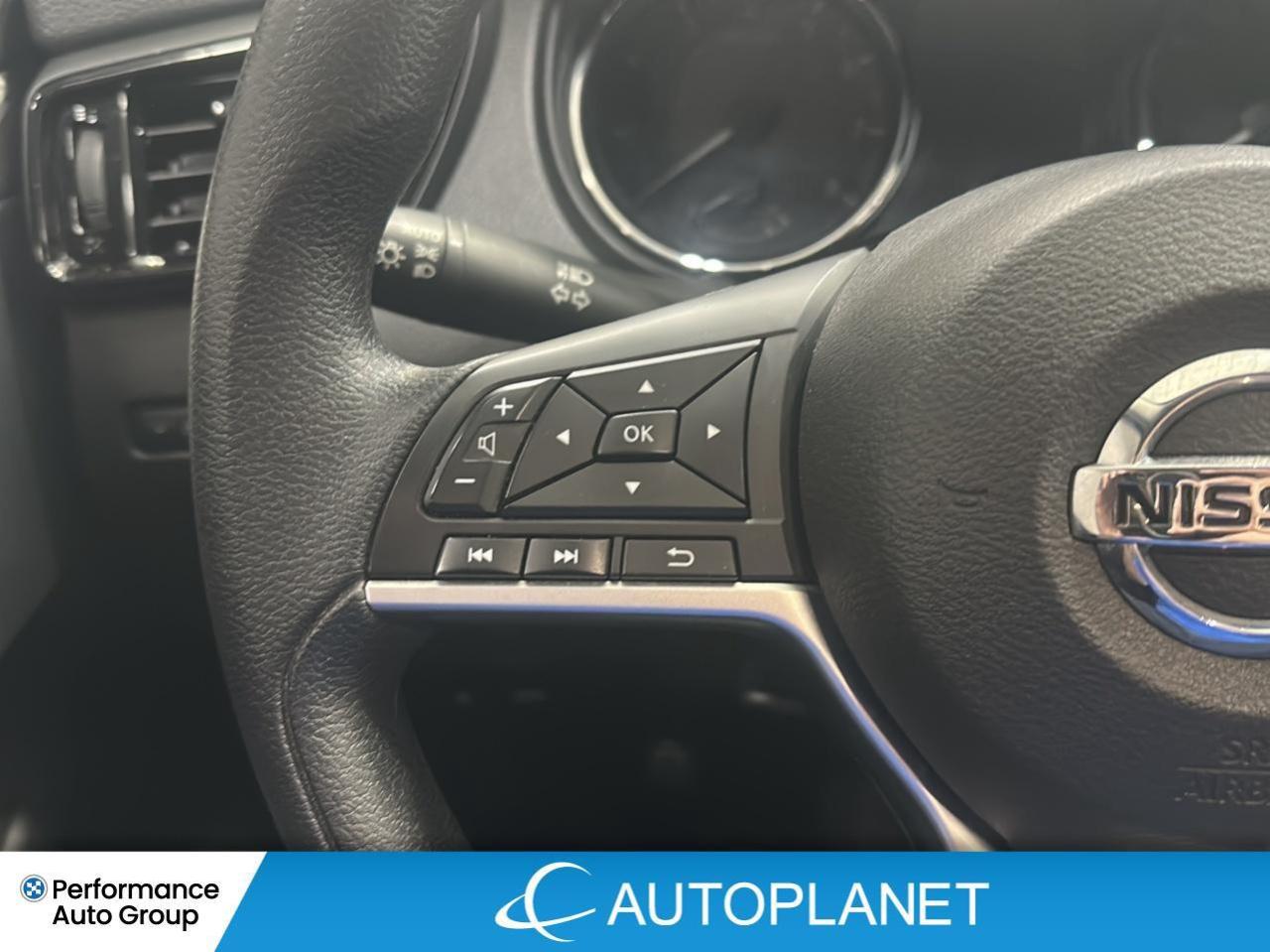 2023 Nissan Qashqai S AWD, Back Up Cam, Heated Seats, Bluetooth! Photo