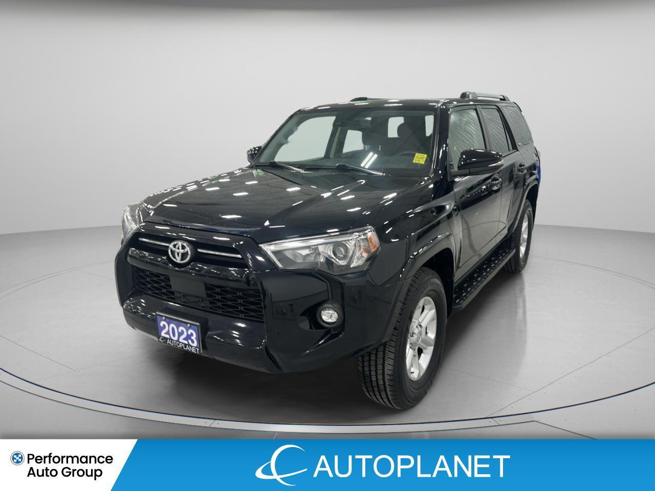 2023 Toyota 4Runner SR5 4x4, Back Up Cam, Heated Seats, Bluetooth! Photo0