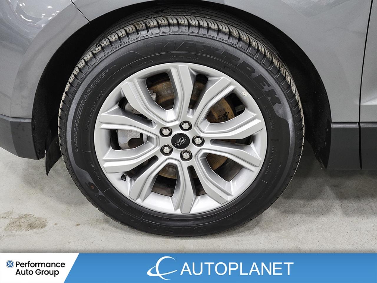 2023 Ford Edge Titanium AWD, Heated Seats, Remote Start! Photo