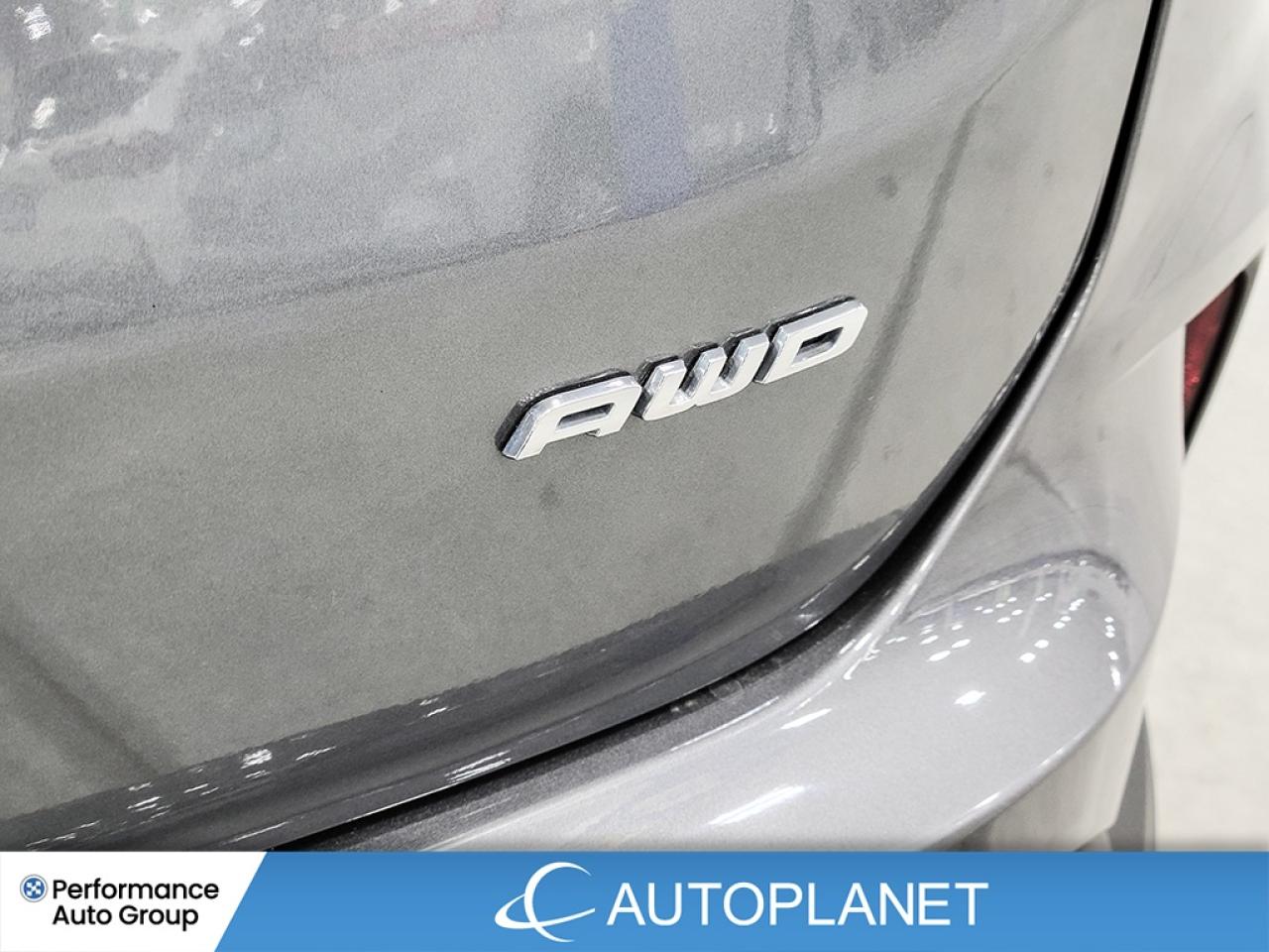 2023 Ford Edge Titanium AWD, Heated Seats, Remote Start! Photo