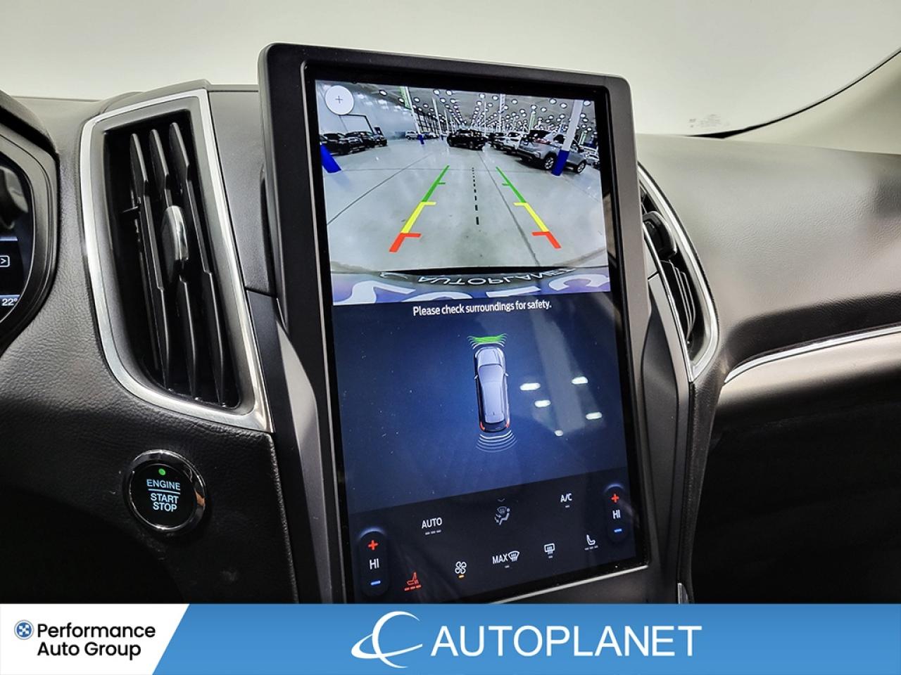 2023 Ford Edge Titanium AWD, Heated Seats, Remote Start! Photo